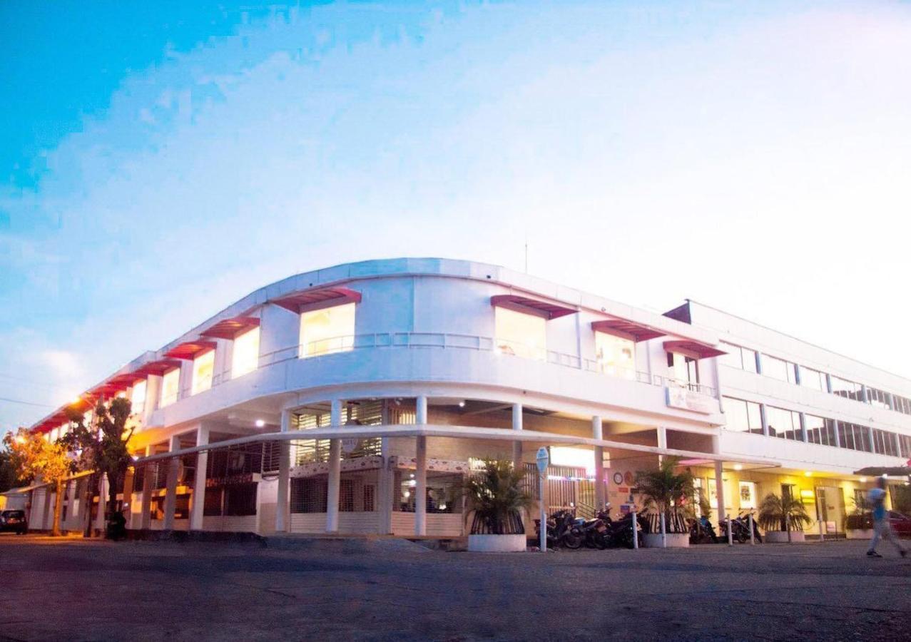 Hotel Mall Santana Del Río La Dorada Exterior foto